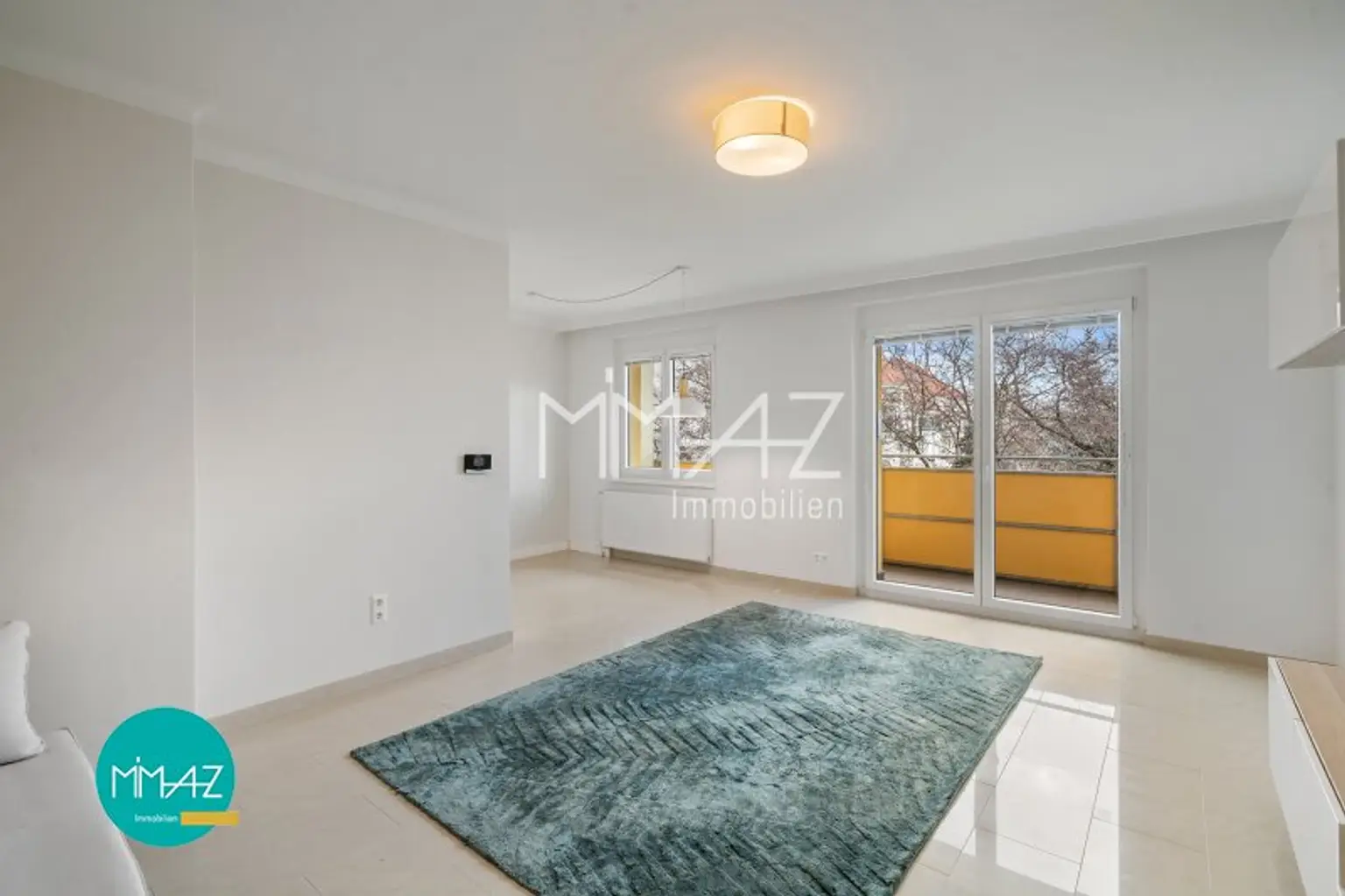 Wohnzimmer mit Küche