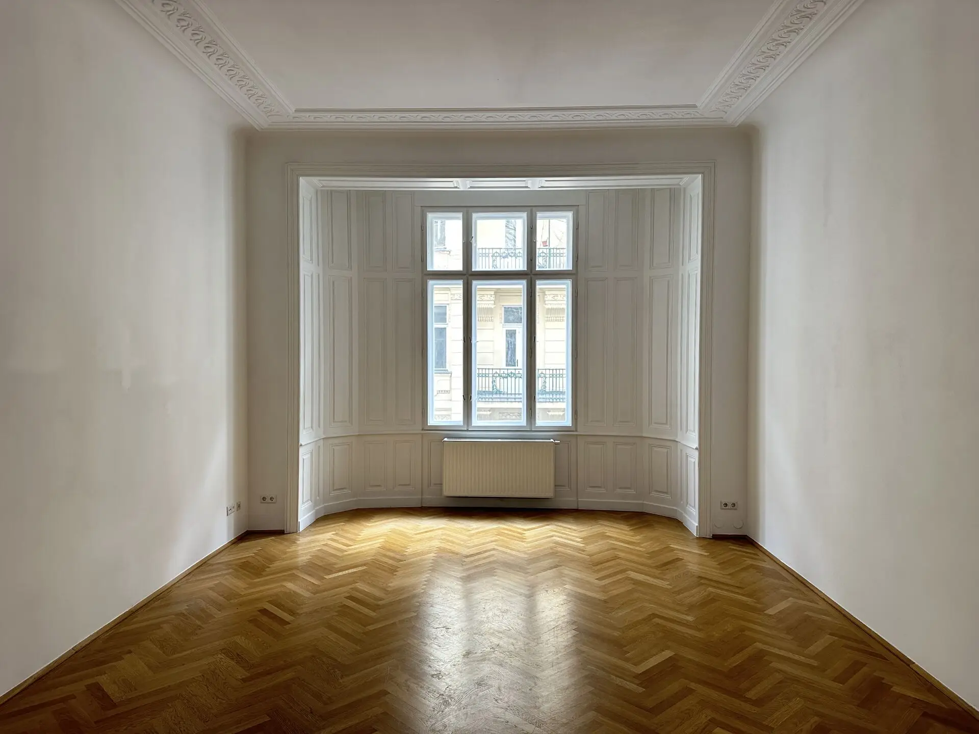 20260317_090435223_iOS