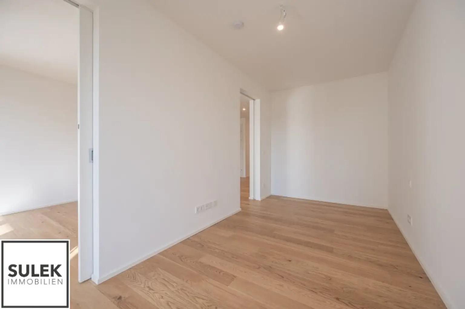 *ab 01/2026* 2 Zimmer Zweitbezugswohnung mit sonniger Loggia nahe U4