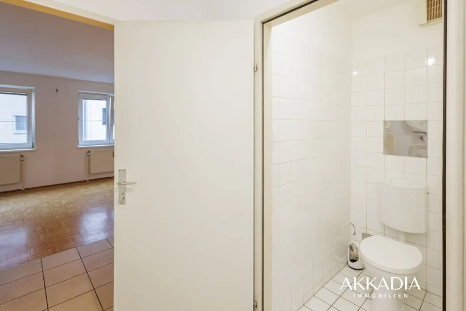 Ruhige 2-Zimmer-Wohnung mit Gartenblick und Garagenplatz