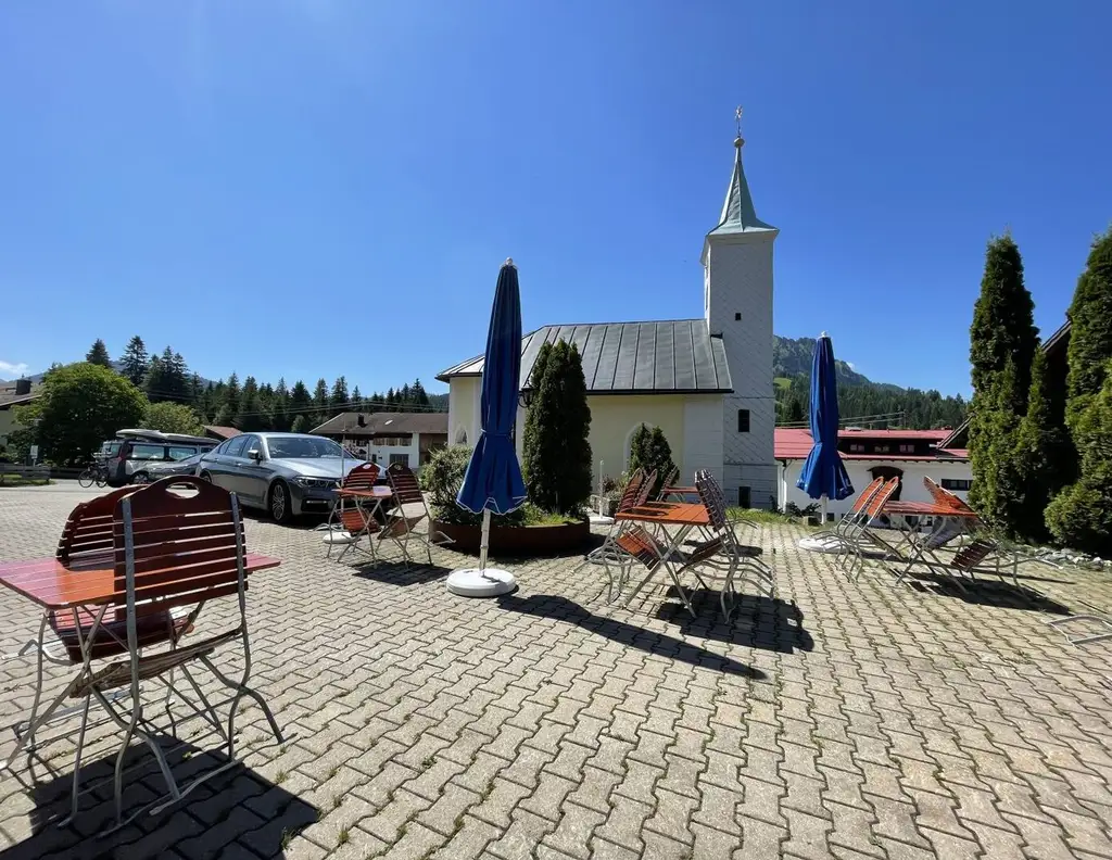 Jungholz in Tirol: Charmantes Hotel in traumhafter Naturlage