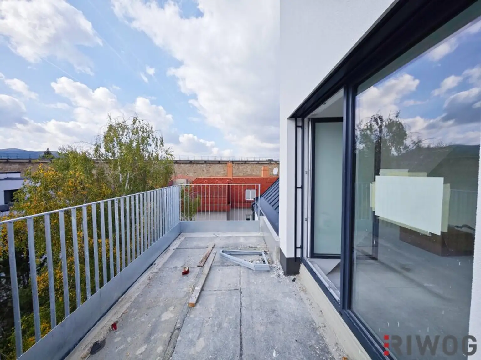 Dachterrassenwohnung | Erstbezug nach Errichtung | südseitig | Klima & Luftwärmepumpe | Tiefgaragenplatz | Fertigstellung 1Q26