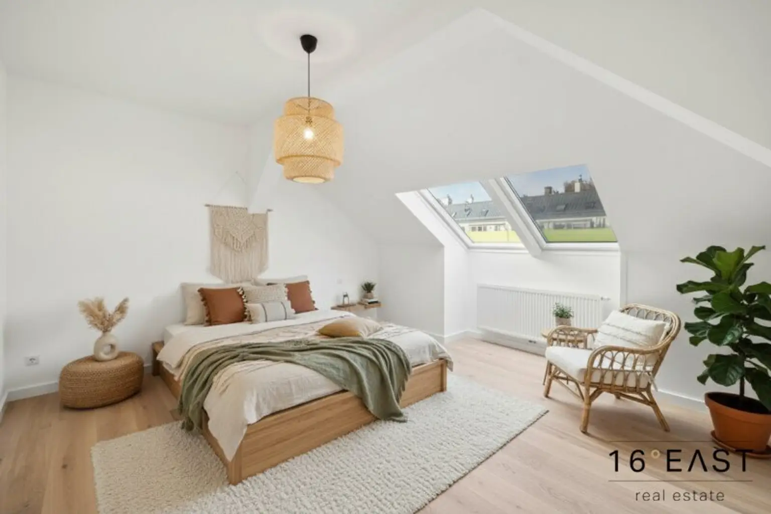 PREISREDUKTION! Exklusive Dachgeschosswohnung mit südwest Terrasse in den Innenhof - Alleinlage im Dachgeschoss - ERSTBEZUG!