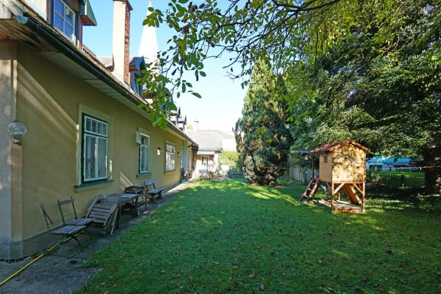Charmantes Jahrhundertwendehaus in ruhiger Zentrumslage