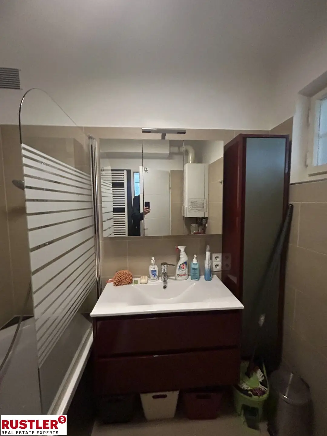 Moderne 2-Zimmer-Dachgeschosswohnung – Erstbezug nach hochwertiger Renovierung