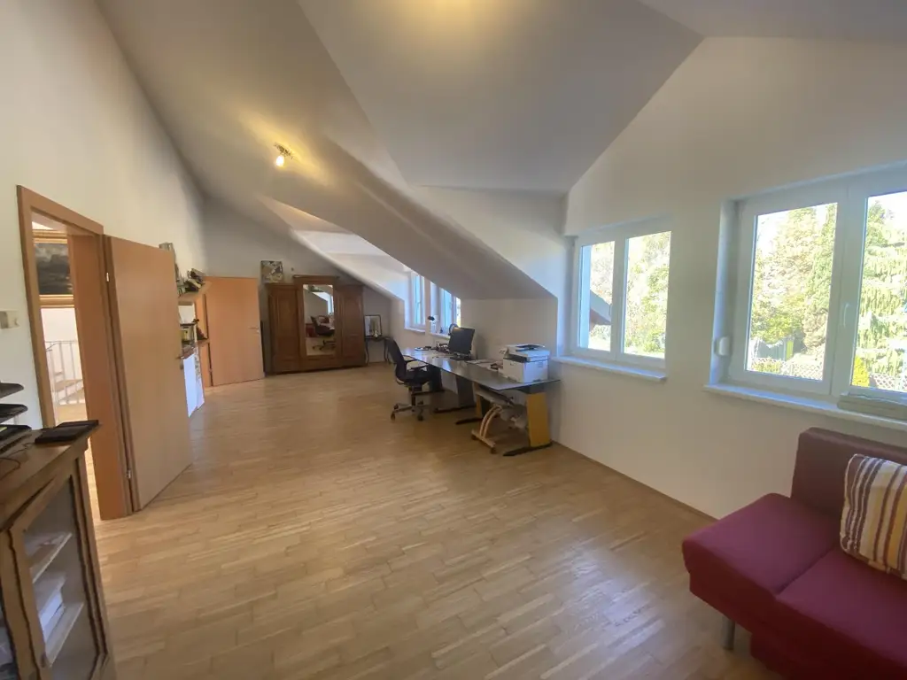 "Energieeffiziente Villa in schöner Lage"