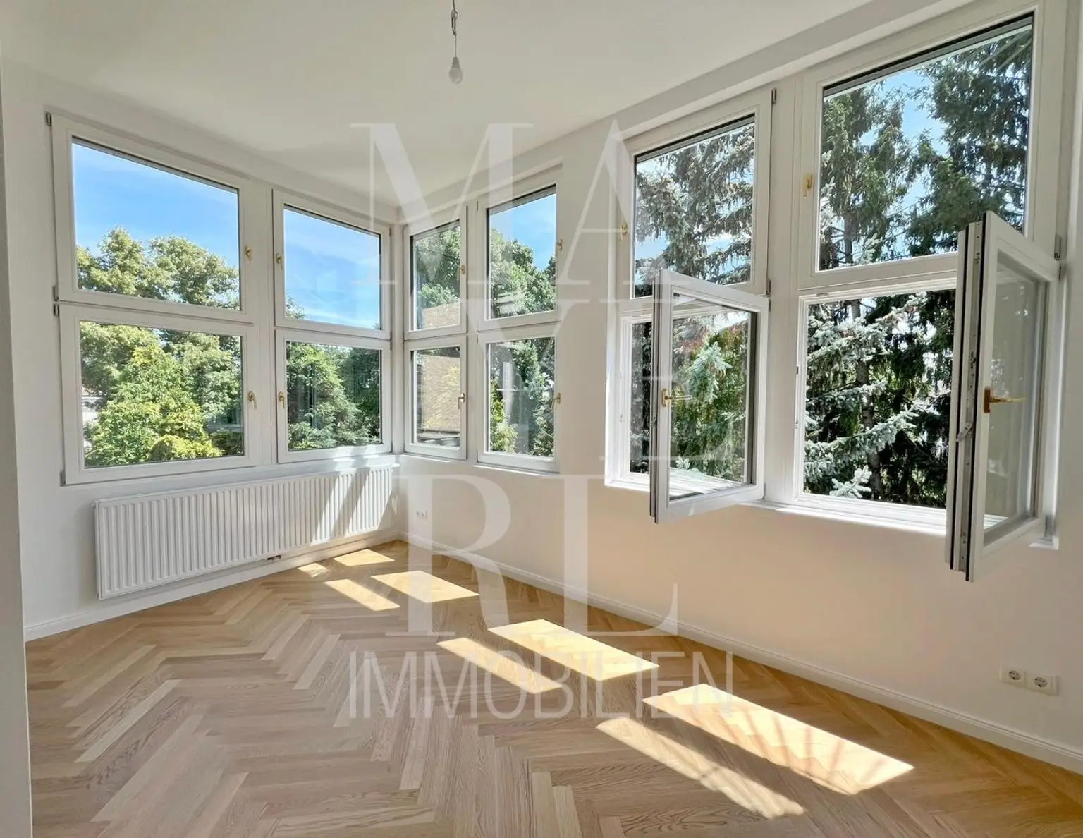Ersbezug! wunderschön sanierte Altbauwohnung im Cottage