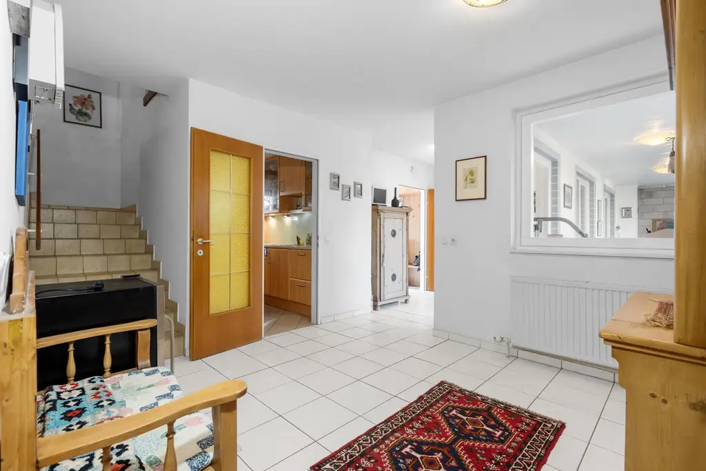 "Einfamilienhaus - 7 Zimmer- zu Fuß zum Badeteich Hirschstetten"