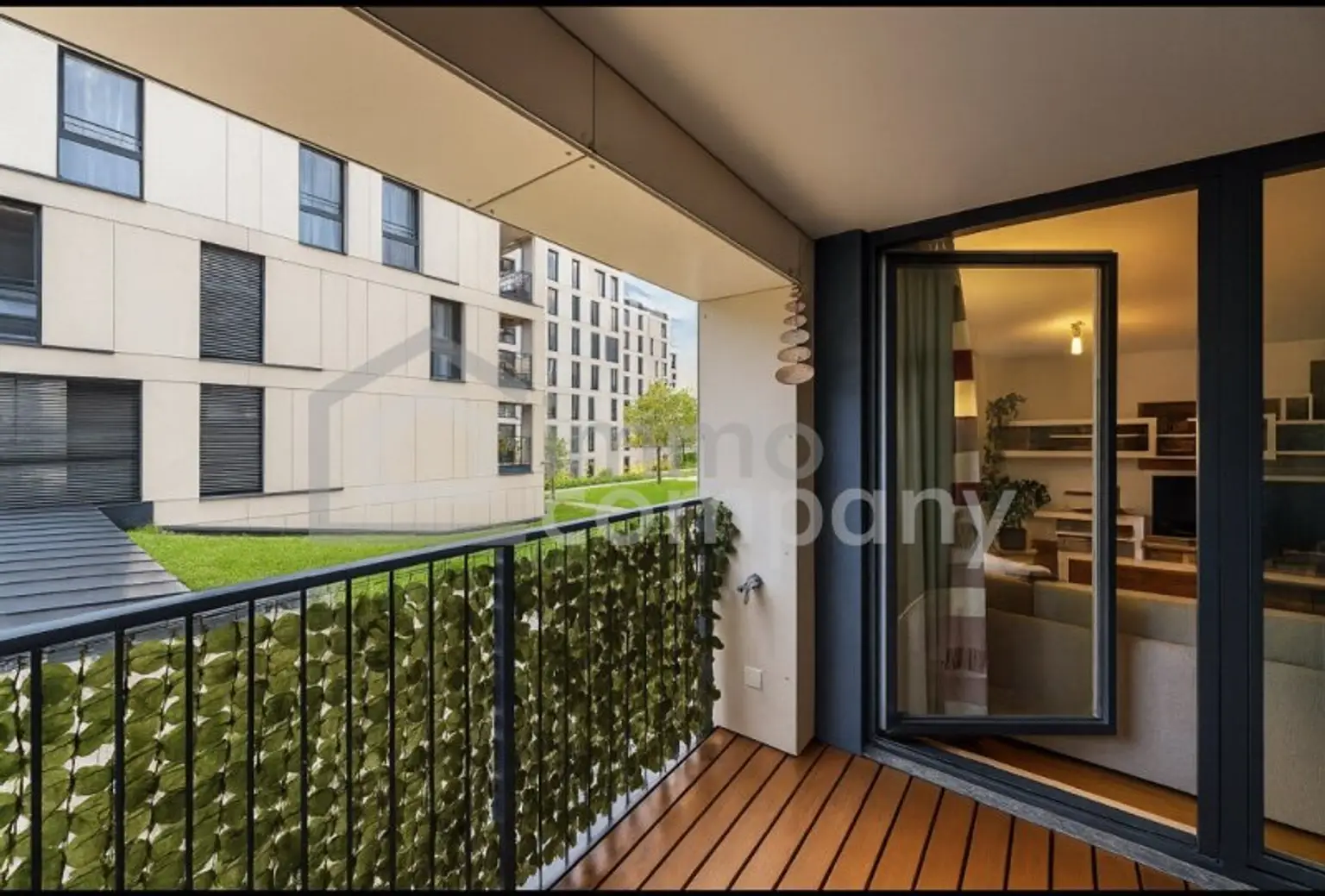 2-Zimmer Wohnung mit Garage inkludiert - Privater Balkon mit Blick ins Grüne-Modern im Nordbahnviertel