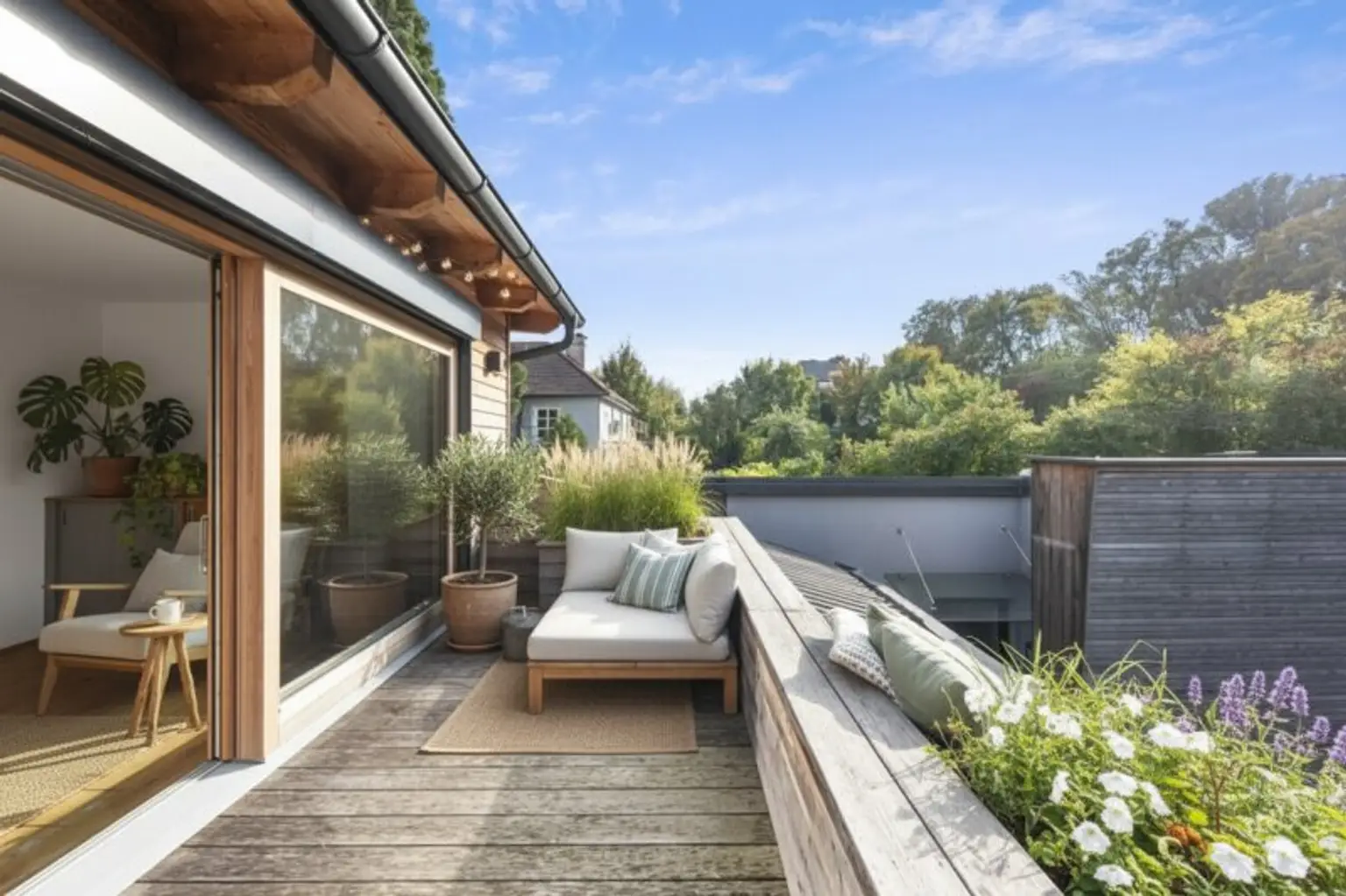 Exklusive Villa mit Nebengebäude in Gießhübl – Wohnen, Arbeiten & Wellness in Premiumlage