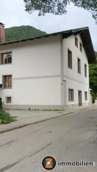 Puchberg am Schneeberg: Großes Generationenhaus mit sehr guter Infrastruktur