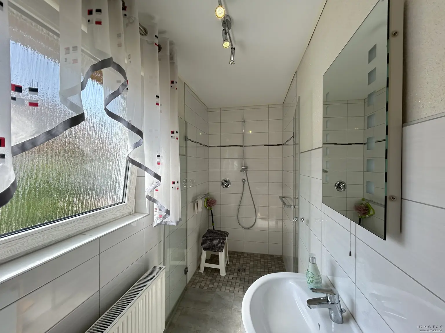 Dusche/WC EG