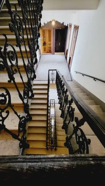 Stilaltbau im Servitenviertel - Sonnige Ausrichtung und Innenhof-Ruhelage