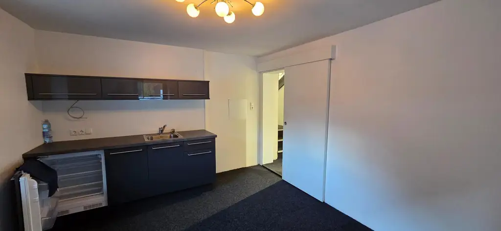 Kapitalanlage mit Mehrwert: Geschäftsfläche plus Wohn- oder Gästebereich!