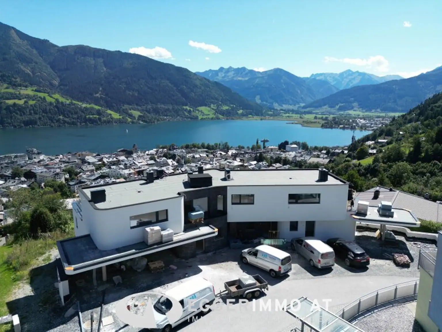 New construction project "Lakeview residence": 5 luxury apartments with a wonderful view to the lake