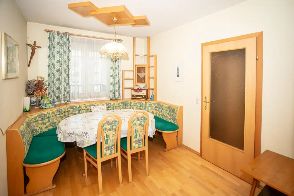 Helle 3-Zimmer-Wohnung mit Balkon in zentraler Lage
