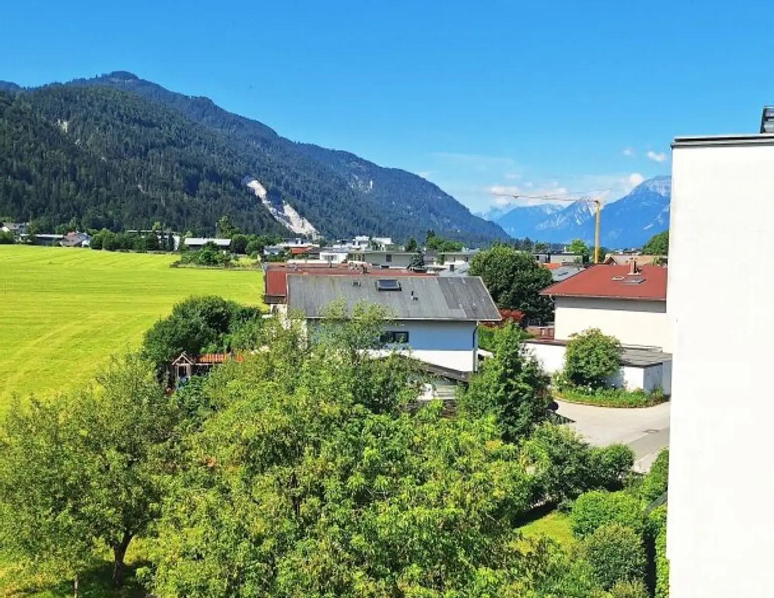 Traumhafte Dachgeschoßwohnung in Wörgl: 4 Zimmer, Terrasse & 2 Tiefgaragenplätze!
