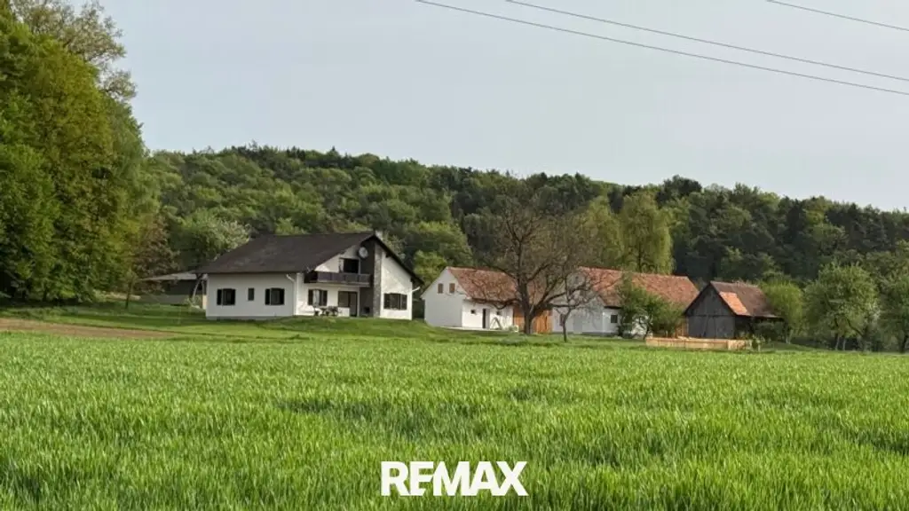 Landwirtschaft, Alleinlage, weitere Grundstückskäufe möglich!