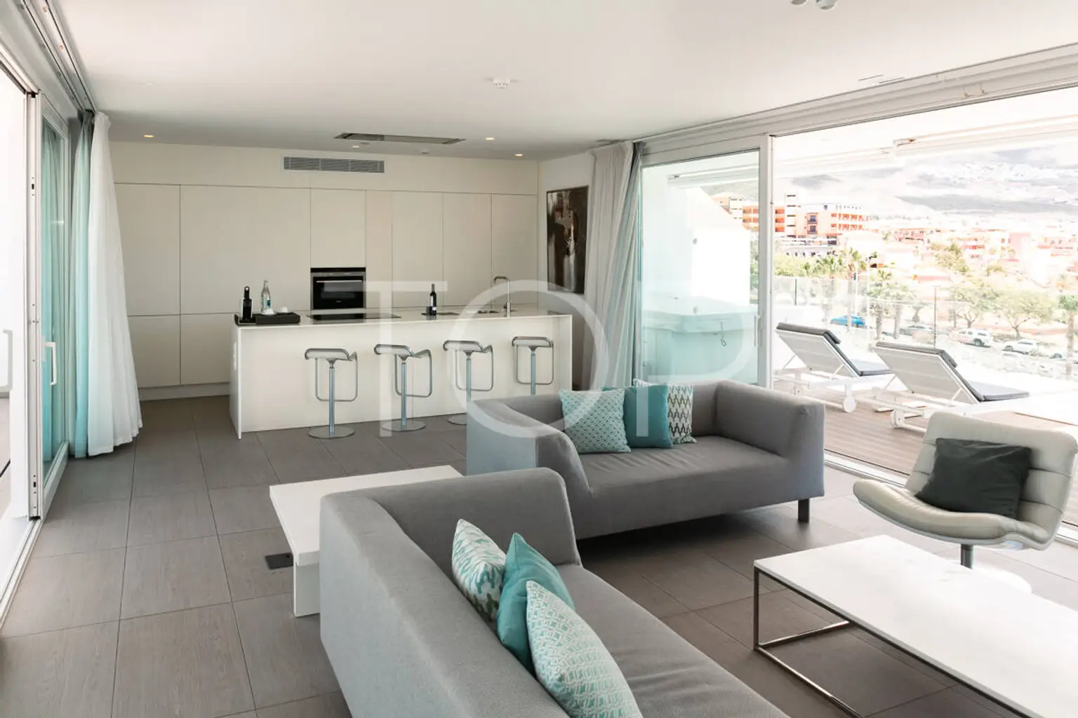 2H-TC-495 Baobab Suites-11