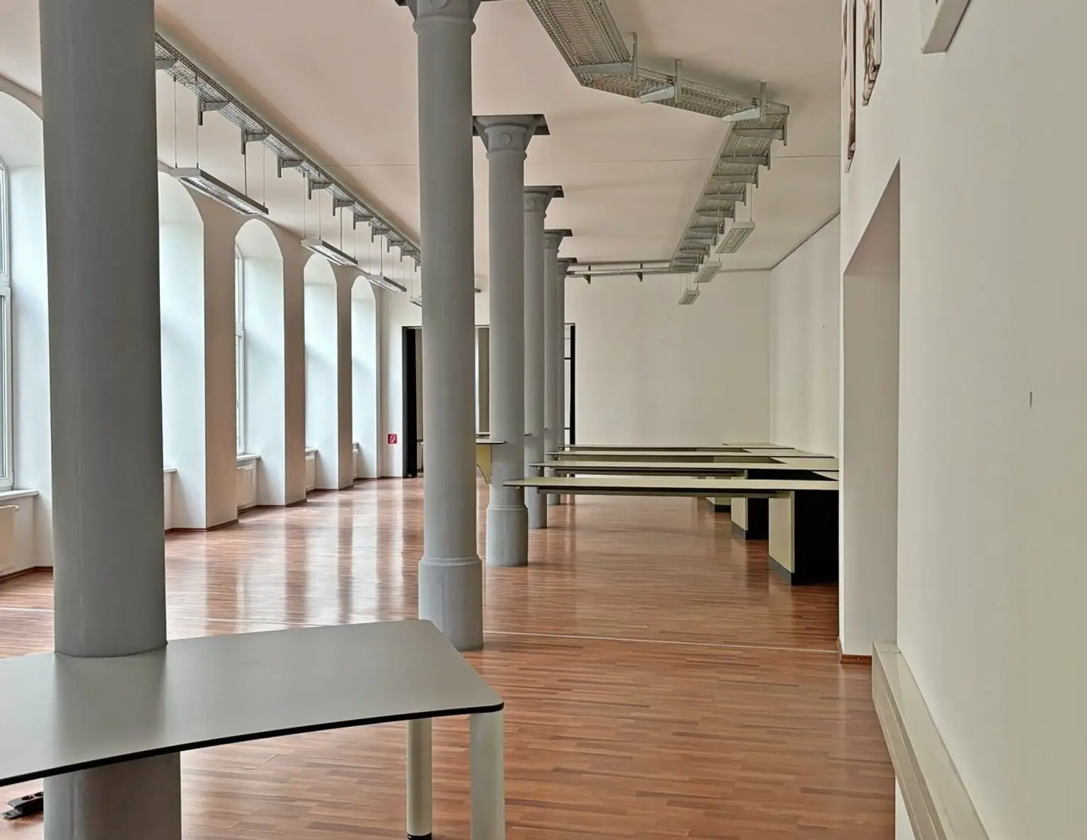 Flexible Gewerbefläche mit Parkplätzen in Bestlage von Margareten!