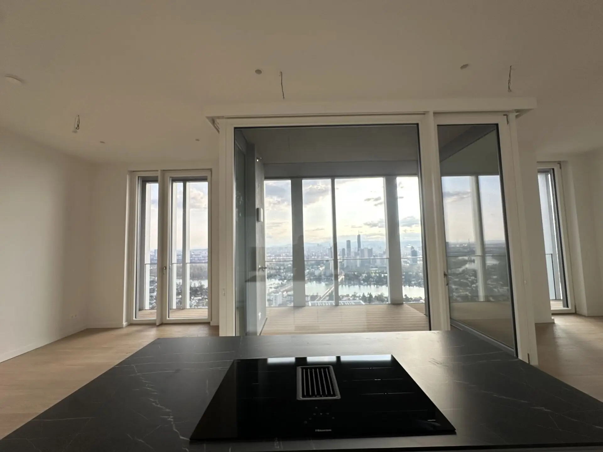 20260312_144758229_iOS