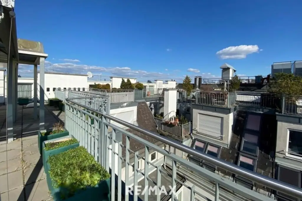 4 Zimmer -100m2 Dachterrasse