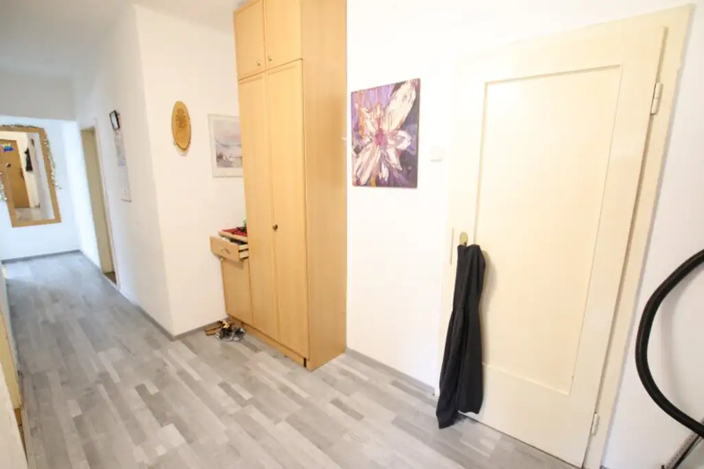 Teilsaniertes 350m² Mehrfamilienhaus/Zinshaus mit 4 Wohnungen in Maria Saal - Ratzendorf - nicht vermietet