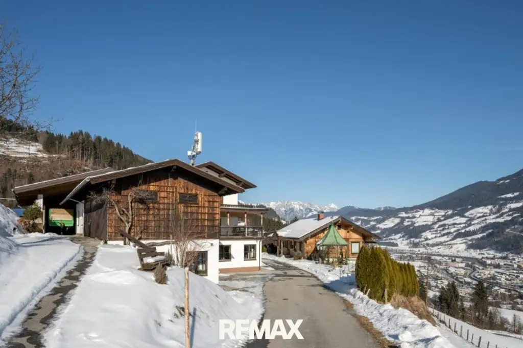 "Landwirtschaft mit Tischlerei in St. Johann im Pongau"