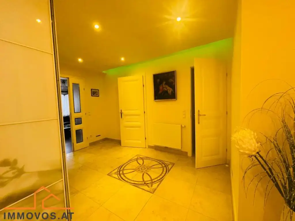 *PERFEKTE RAUMPLANUNG - GROSSE WOHNUNG ZUM WOHLFÜHLEN mit GRÜNBLICK*