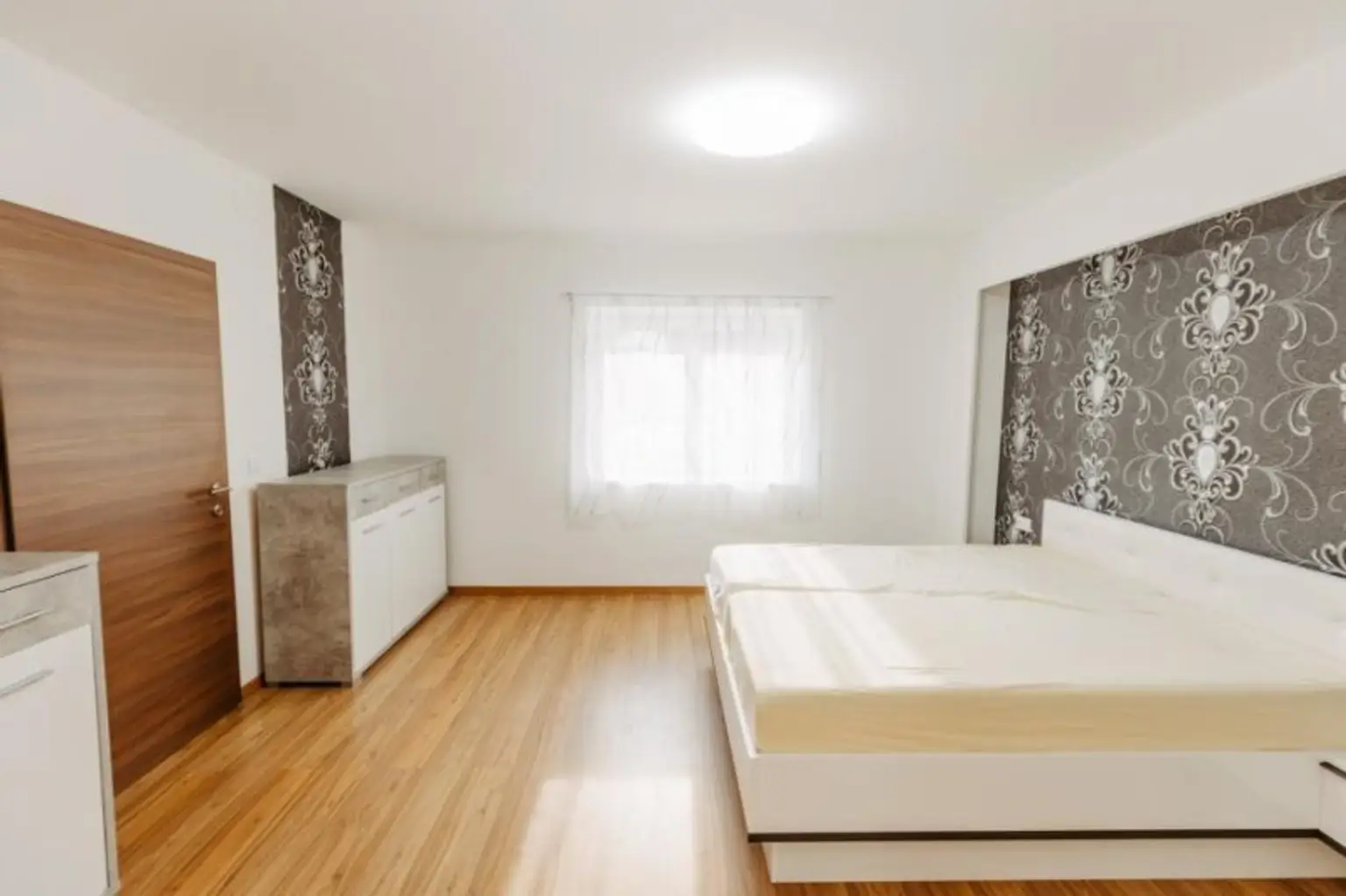 Verträumtes Bauernhaus neu adaptiert (2013) mit Toreinfahrt, Pool, Stadel und Schuppen