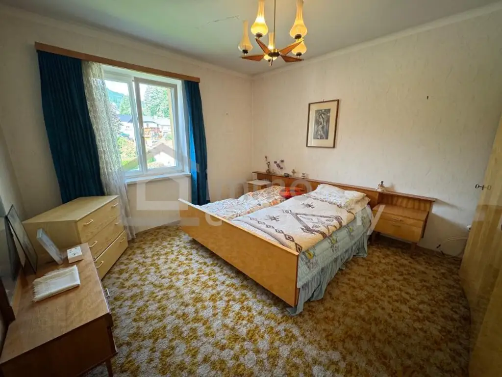2-Zimmer-Wohnung mit Balkon und Grünblick