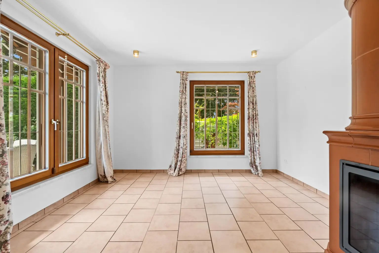 "Ihr privates Paradies in Gerasdorf! Traumhaus mit Pool, Garten & mehr!"