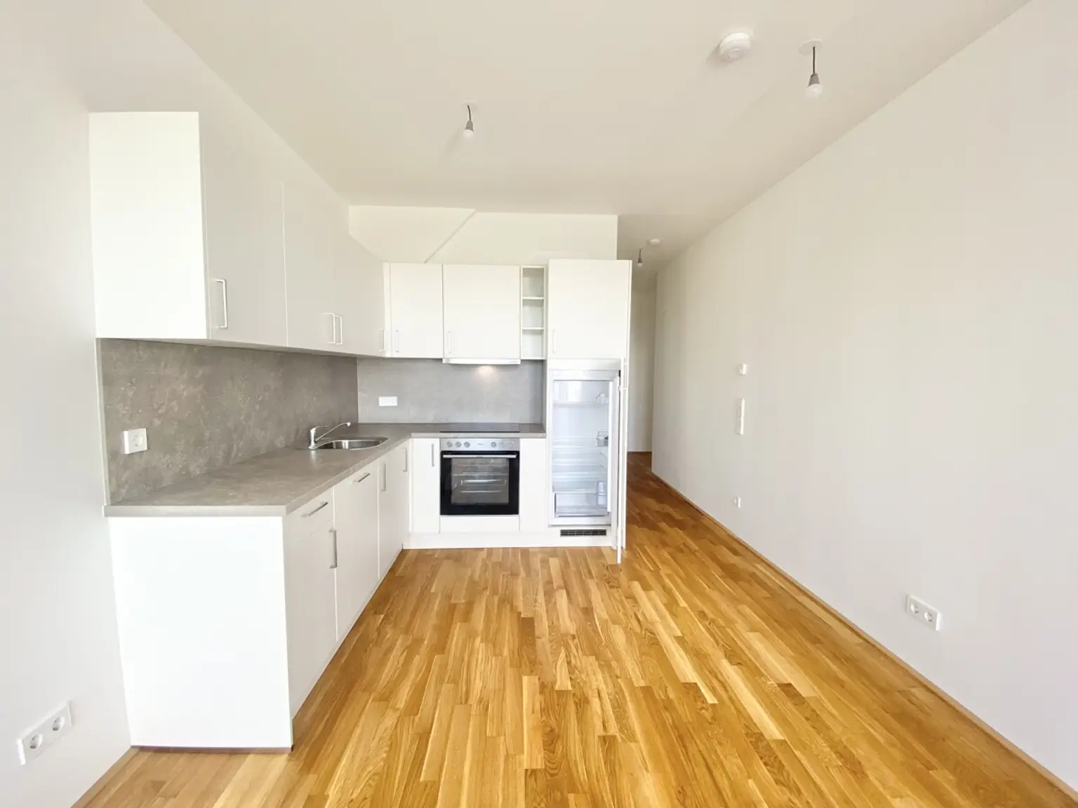 U3  ERSTBEZUG Top Anlage Dachwohnung 2 Zimmer + Terrasse =DAS LAURENZ= 1 bedroom apartment+terrace