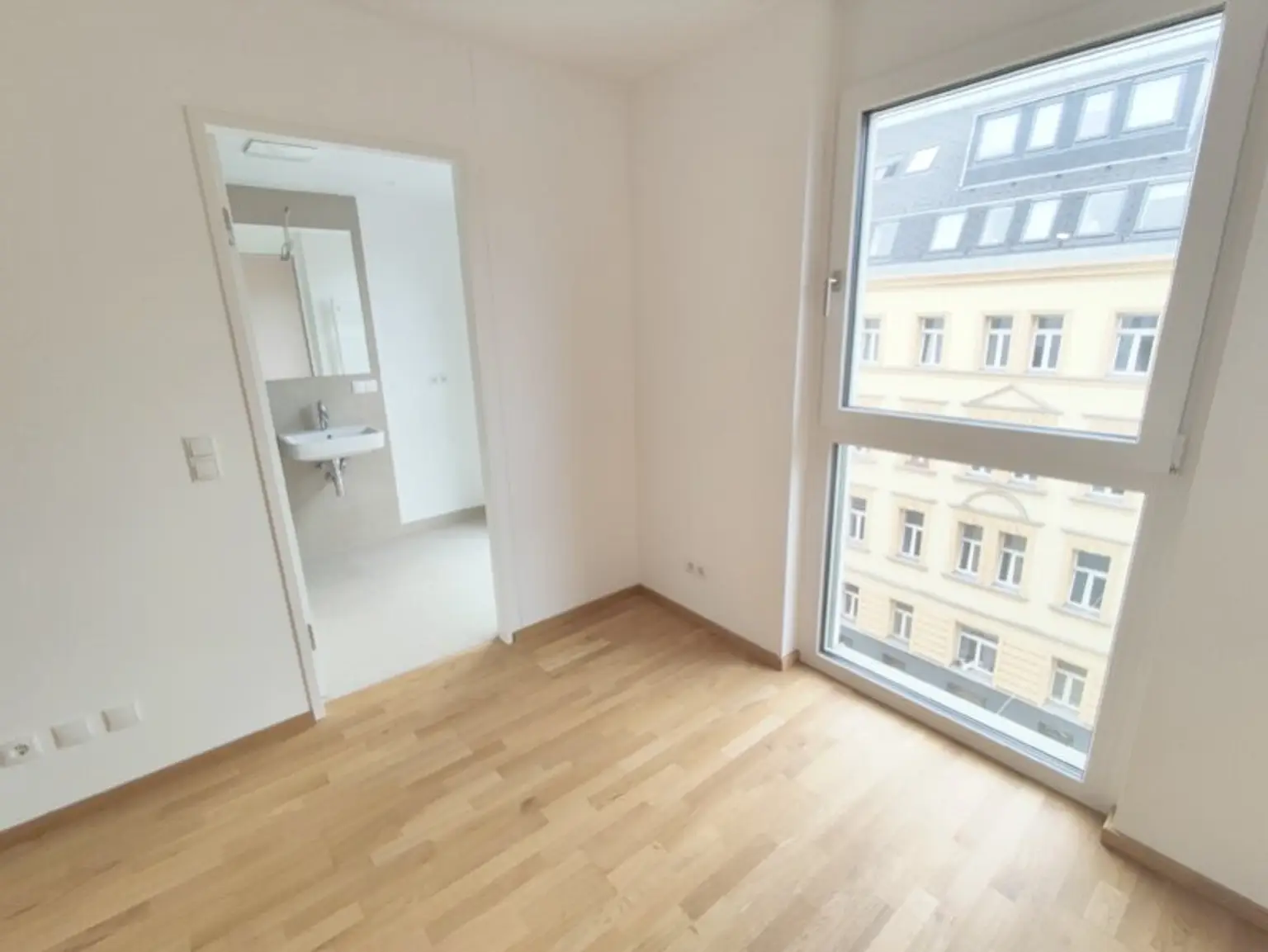 Modern wohnen in Meidling! Neubau 2-Zimmer-Erstbezug mit Balkon im 5. Liftstock - Top58