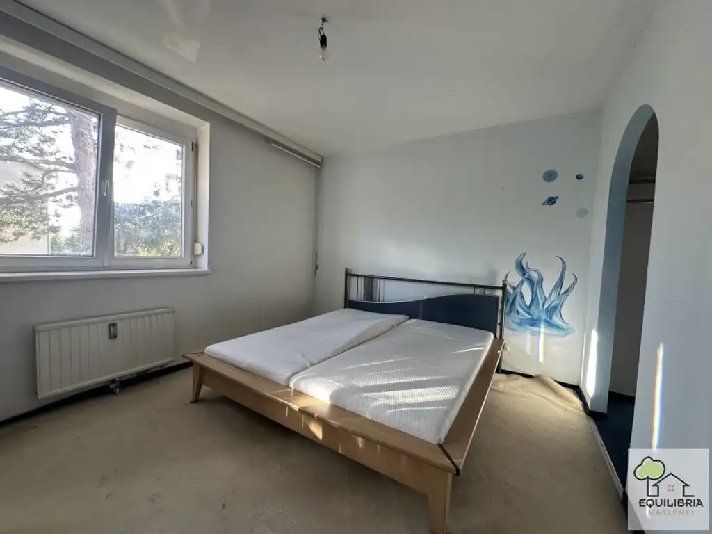 Renovierungsbedürftige 3-Zi-Wohnung Obere Stadt inkl. Stellplatz