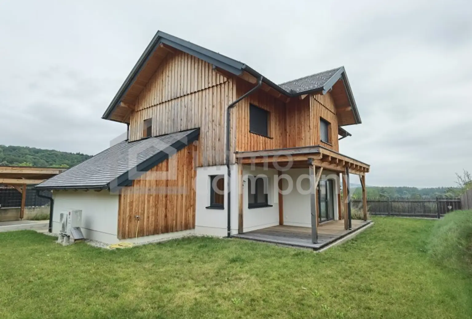 Nachhaltiges Einfamilienhaus in ökologischer Holzbauweise