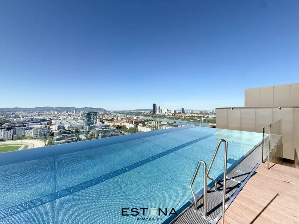 Premium City-Wohnung mit Weitblick & Wellness-Oase
