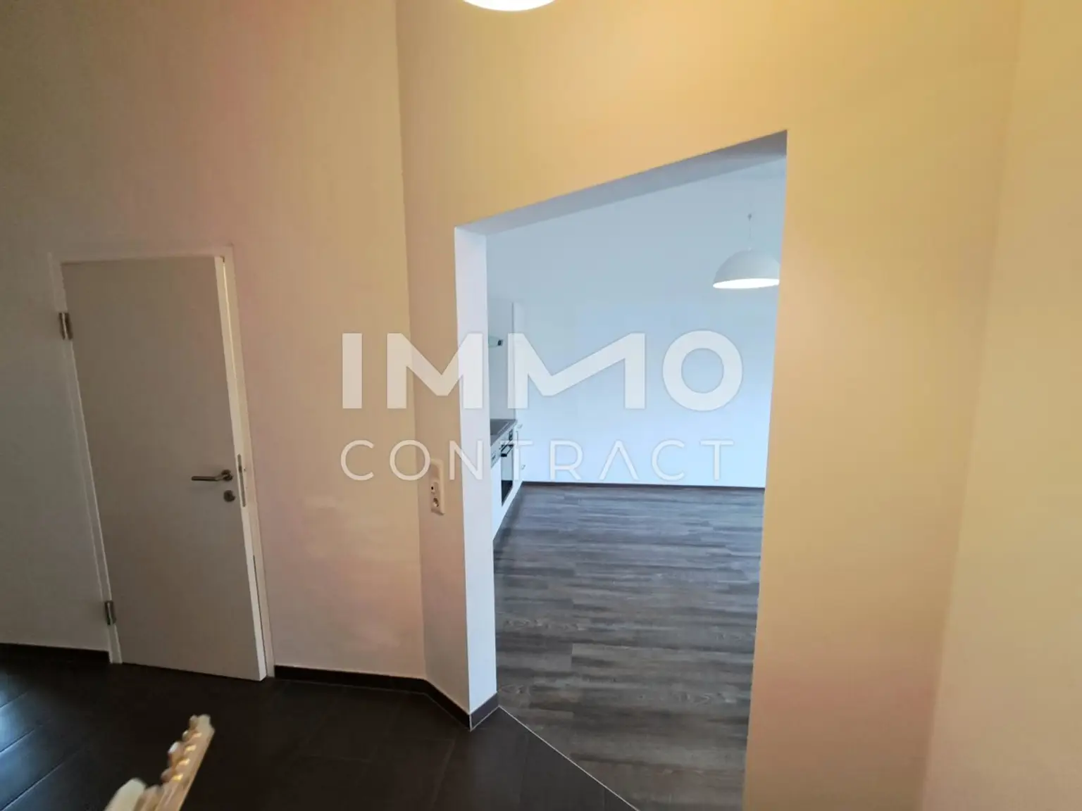 Moderne 2-Zimmer Wohnung mit Balkon in der Raimundstraße 24-26 /  Top C7