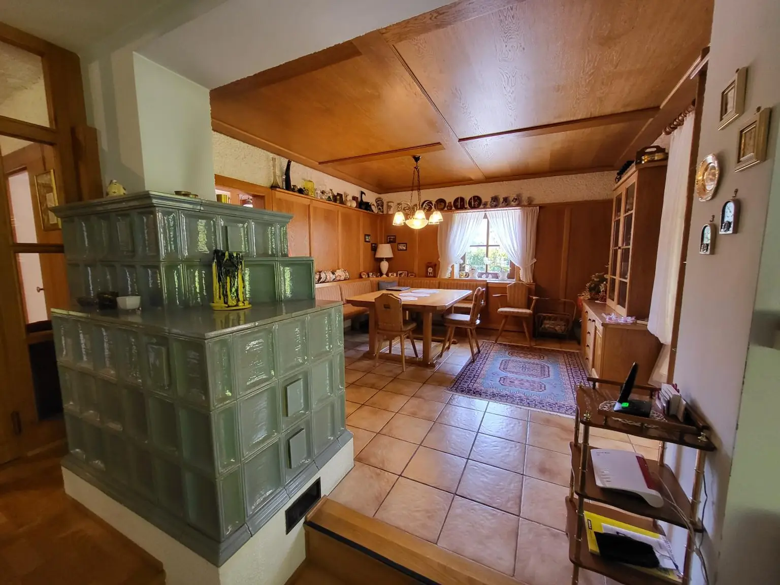 GEPFLEGTES EINFAMILIENHAUS IN ABSOLUTER RUHELAGE