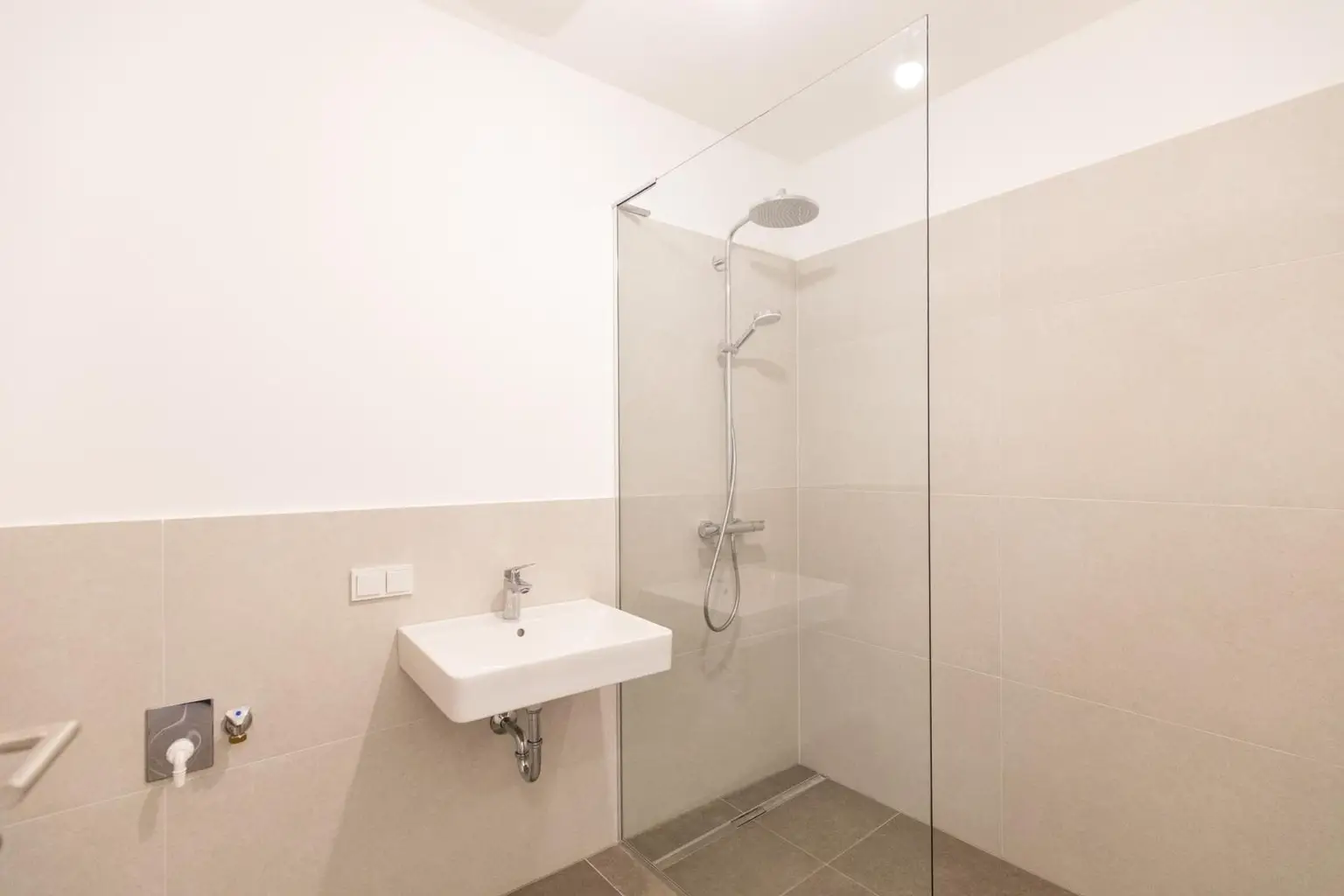 Edles Apartment-Erstbezug-Barrierefreiheit-zentrale Lage