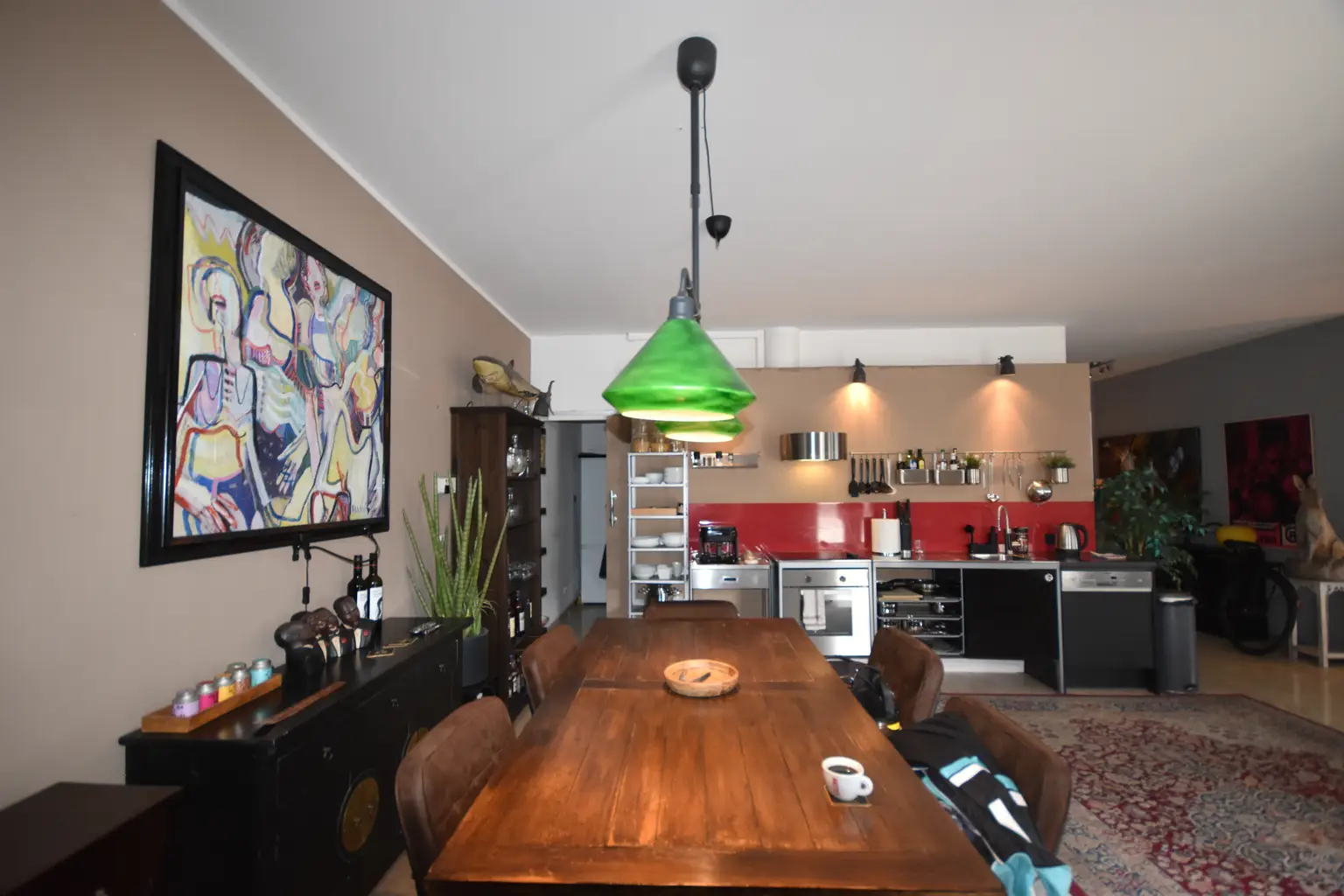 "SCHALLMOOS - Einzigartiges Atelier/Büro mit Wohnmöglichkeit und PKW-Stellplatz nähe Bahnhof"