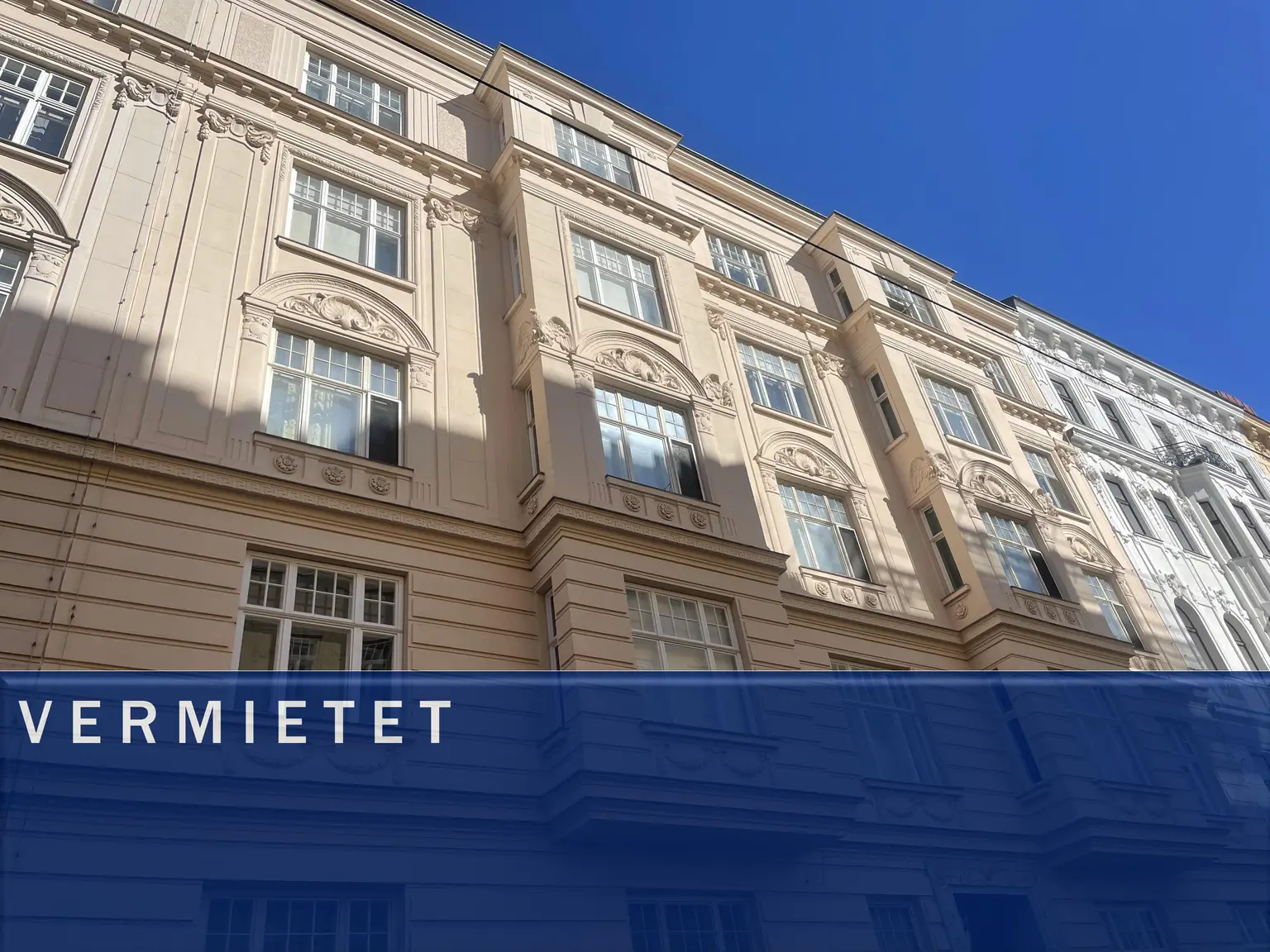 Erstbezug: Nette 2-Zimmer-Altbauwohnung in ruhiger Straße nahe Belvedere