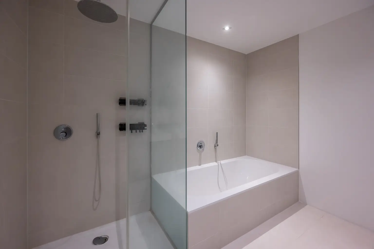 Badezimmer 2