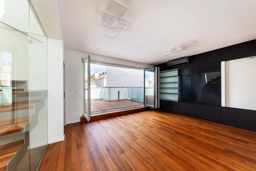 Karmelitermarkt - Penthouse mit Pool und Parkblick