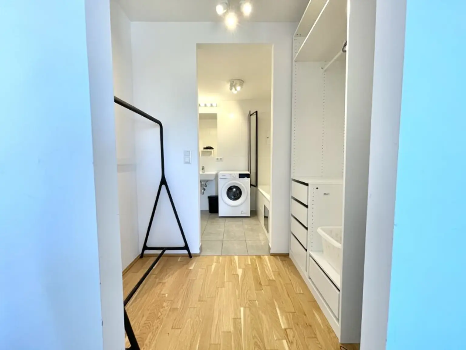 ***Vollmöblierte 2-Zimmer-Mietwohnung mit Balkon in 1220 Wien – Nähe Alte Donau & U1 Kagran***