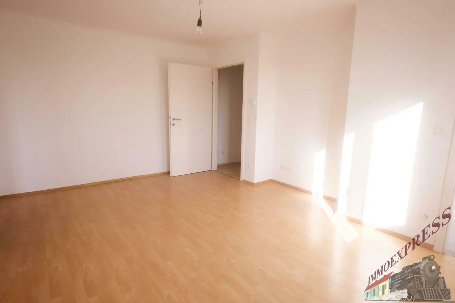2 Zimmerwohnung im Zentrum Schwechats zu vermieten  - Grünruhelage