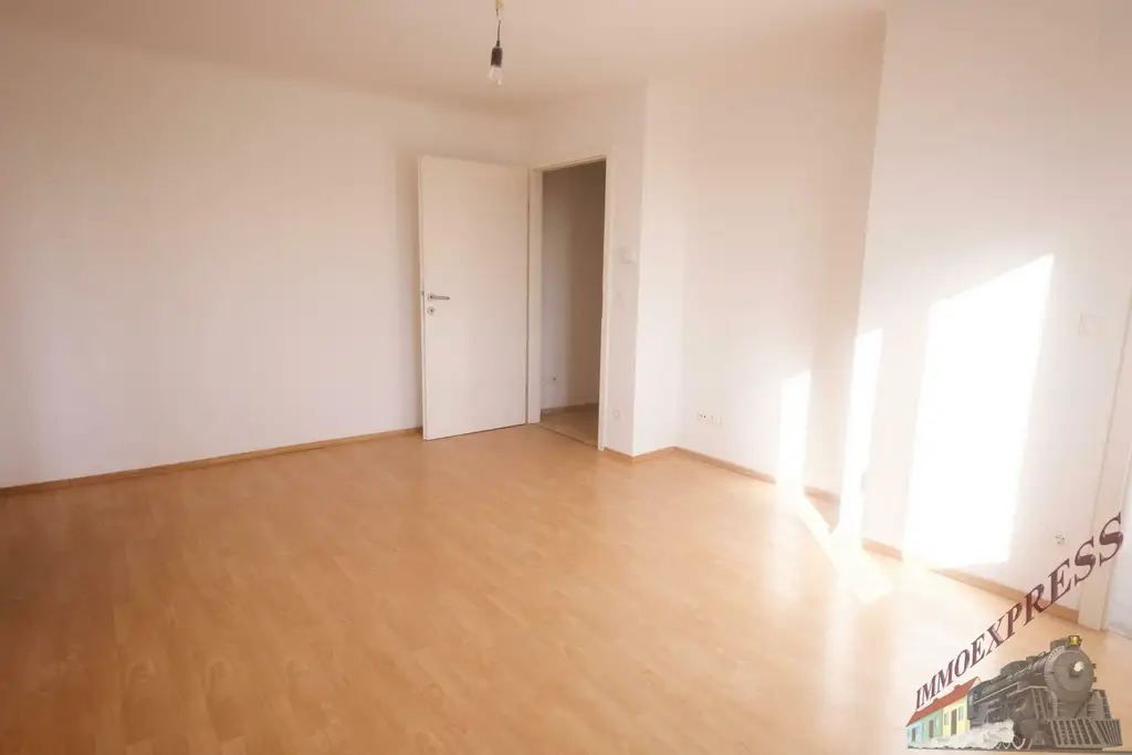 2 Zimmerwohnung im Zentrum Schwechats zu vermieten  - Grünruhelage