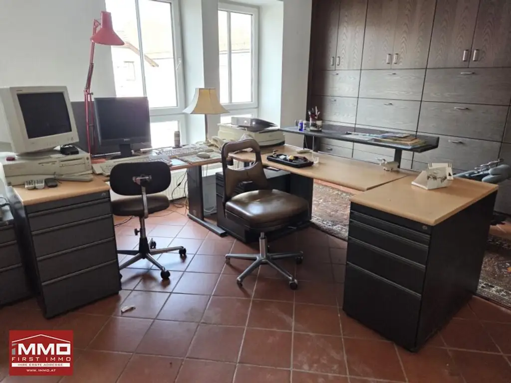 RUHELAGE IM ORTSKERN VON NEULENGBACH - EINE STUNDE VON WIEN ENTFERNT