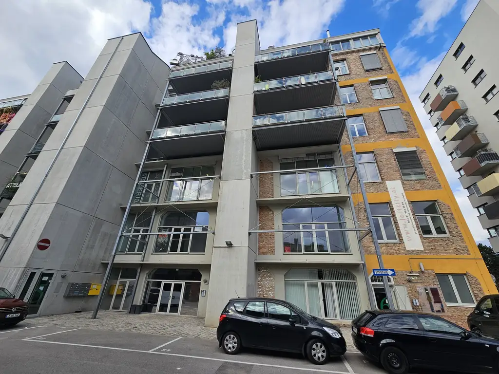 -=LOFT=- Luxuriöse Wohnung mit Terrasse, Garage und Fußbodenheizung in 1100 Wien!