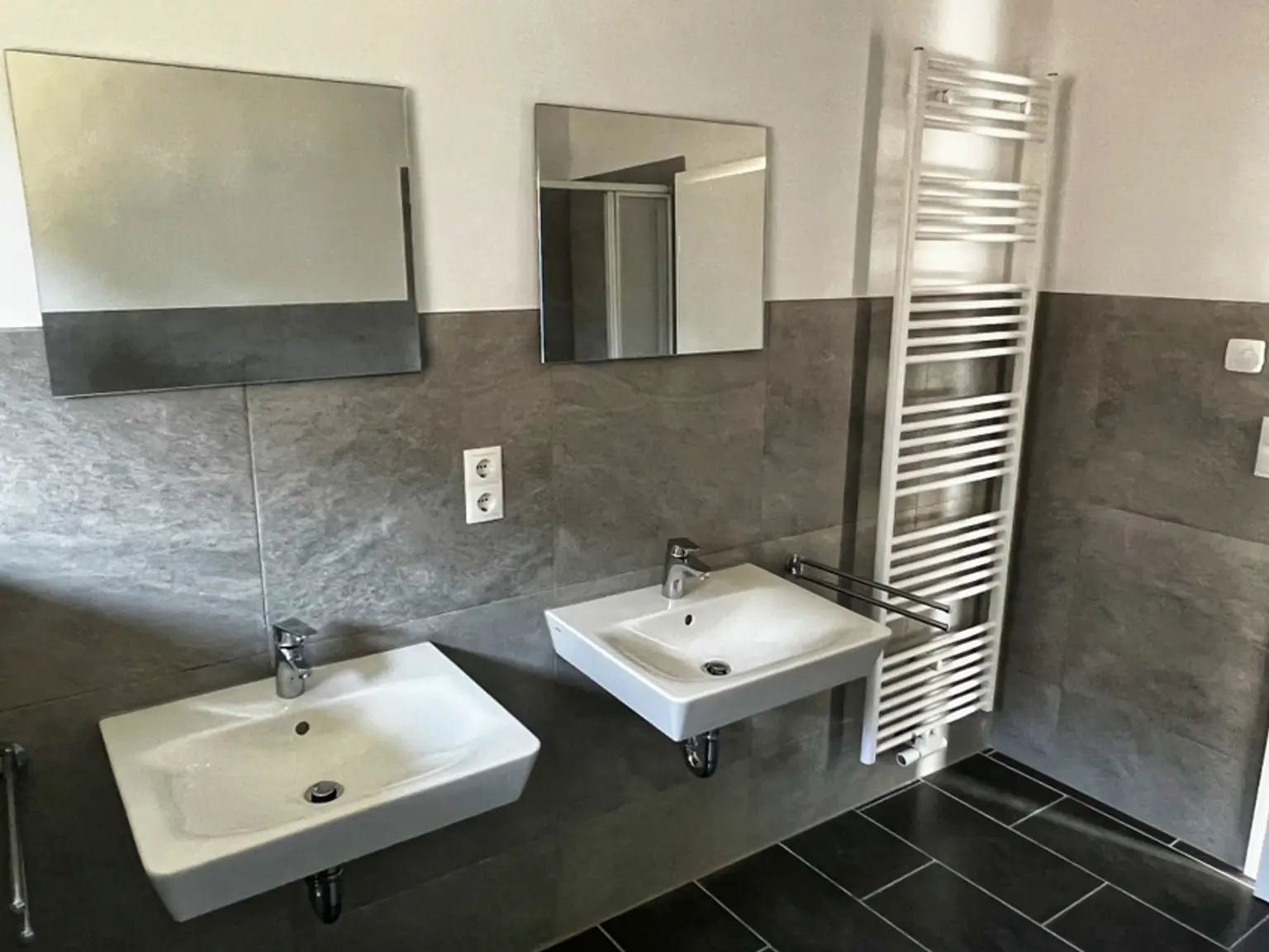Energieeffizienzklasse A+! Modernisierte 3-Zimmer-Wohnung mit Garten und Terrasse!